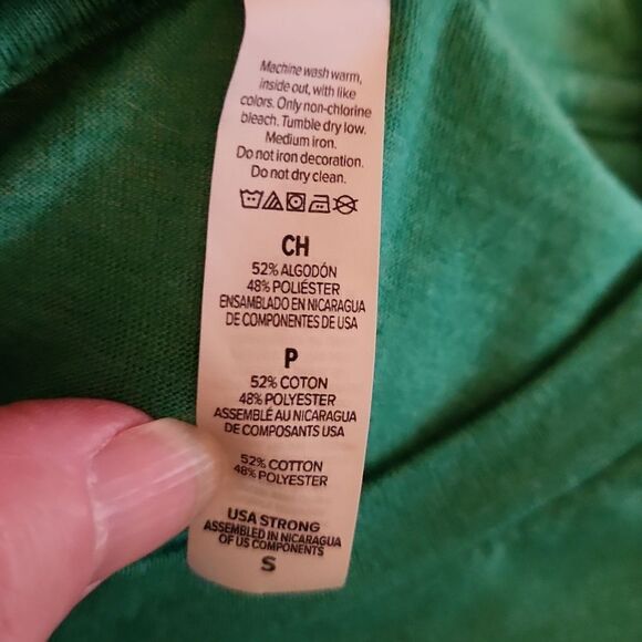 Squeeze In Las Vegas women's small green short sleeve green Alien t-shirt - Picture 5 of 5